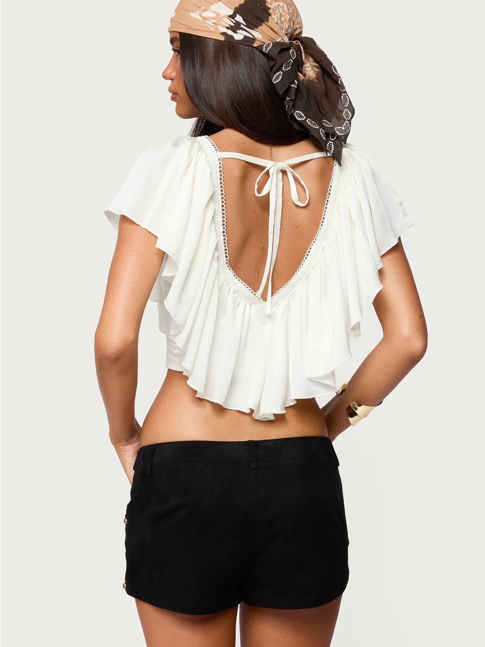 Edikted Deena Ruffled V Neck Top